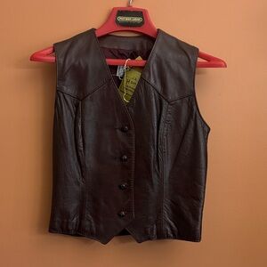 NWT vintage Child’s size 6 Brown Leather Vest